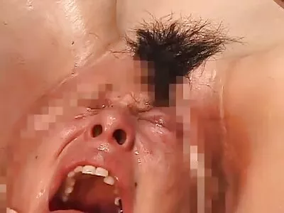 Il furbo siti porno italiani amatoriali zio Mike Blue si è scopato Lena Paul, la sposa tettona del suo stupido vicino