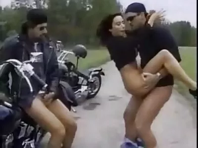 Tettona siti porno amatoriali matura al lavoro