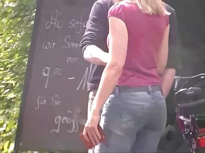 Ragazza siti hard amatoriali Scopata In Giardino