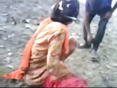 Ragazza lecca la video hard italiani amatoriali gratis sua figa pelosa