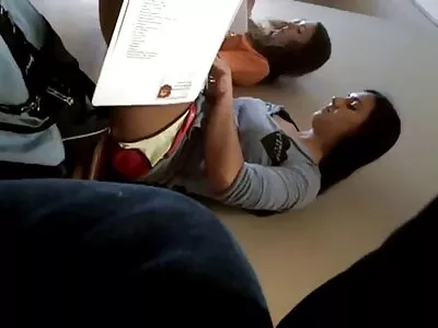 Entrata nella fica nera video hard amatoriale italiano della ragazza latina